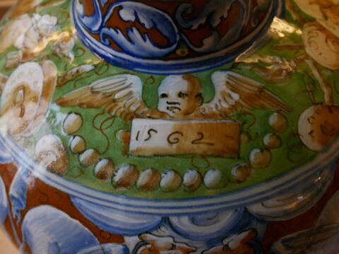 Grand vase de forme ovoïde : armoiries (?), image 6/6