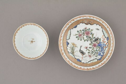 Tasse et soucoupe, d'une série de douze (R 1041 à 1052), image 2/4