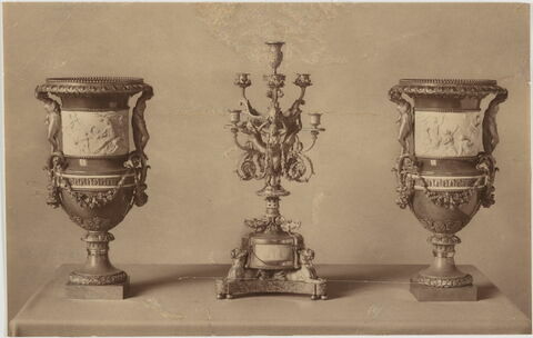 Candélabre dit de l'Indépendance Américaine., image 3/4