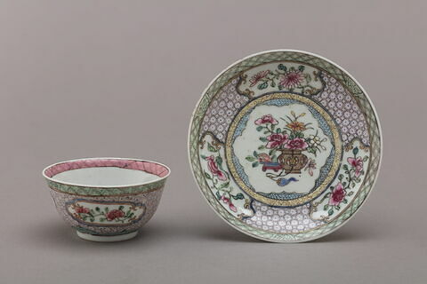 Soucoupe qui va avec la tasse R 1225, image 3/5