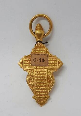 Petite croix dorée, image 2/4