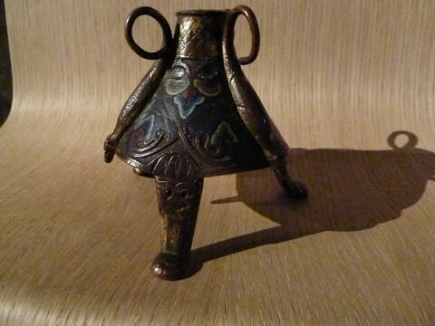 Pied de croix ou de chandelier, image 3/3