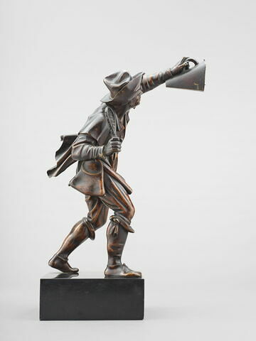 Statuette : le chasseur d'oiseaux, image 3/5