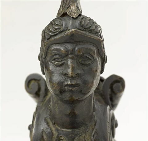 Lampe en forme de sphinge, image 3/9
