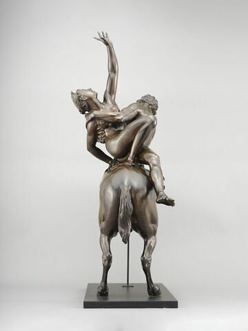 Groupe sculpté : l'Enlèvement de Déjanire, image 4/13