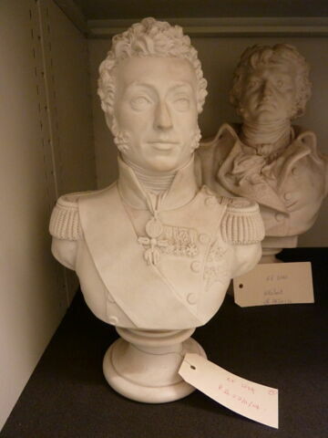 Buste : duc d'Angoulème