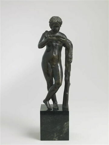 Statuette : garçon lisant dit Jeune Hercule