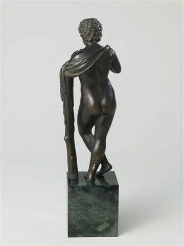 Statuette : garçon lisant dit Jeune Hercule, image 4/4