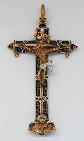 Croix-pendentif pourvue d'un Christ doré, image 1/6