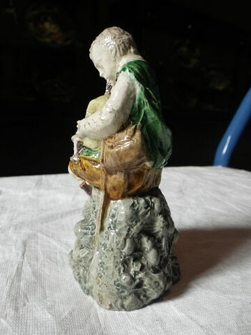 Statuette : Joueur de cornemuse, image 2/5