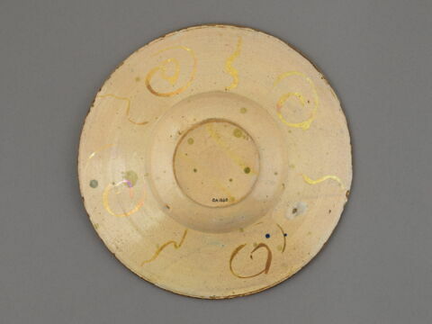 Coupe ronde : armoiries, image 2/2