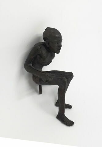 Statuette : pygmée assis, image 5/5