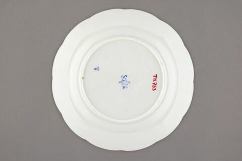 Assiette, d'un service de table (TH 731 à TH 808), image 2/2