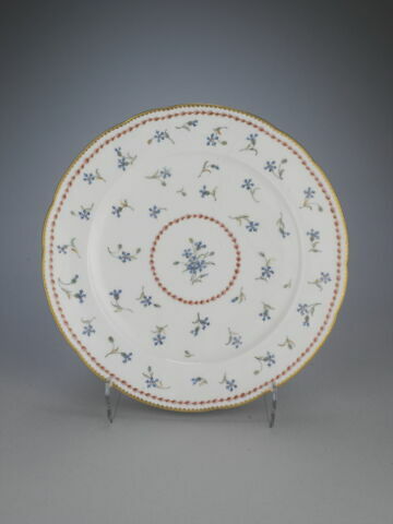 Assiette à douze lobes alternés, image 3/3