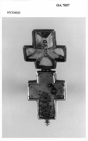 Montre en forme de croix, image 6/7