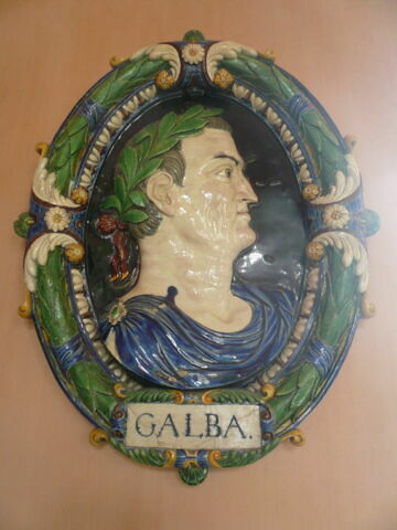 Médaillon ovale : profil de l'Empereur Galba (3 av. J.-C. - 69 apr. J.-C.)