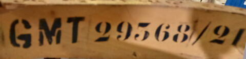 Chaise d'un ensemble de 38, image 2/2