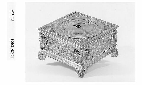 Horloge de table carrée, image 6/8