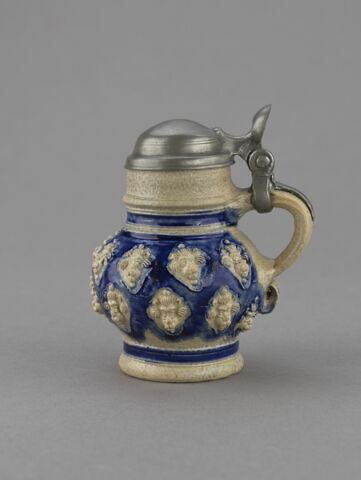 Petit pot à bière couvert, image 2/4