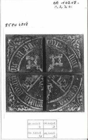 Ensemble de 33 carreaux de pavement bicolores regroupés en plusieurs ensembles et en carreaux de pavage individuels, image 5/8