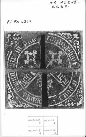 Ensemble de 33 carreaux de pavement bicolores regroupés en plusieurs ensembles et en carreaux de pavage individuels, image 6/8