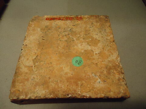 Carreau de pavement bicolore, d'un ensemble de quatre (OA 10218 29 à 31 bis), image 3/4