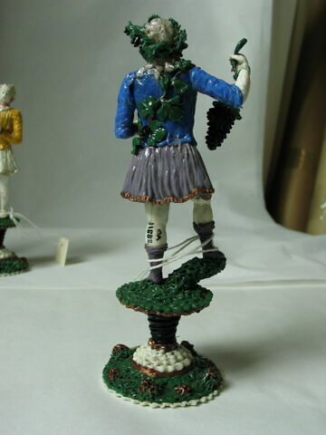 Statuette : L'Automne, image 2/8