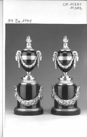 Vase, d'une paire (avec OA 11381), image 6/12
