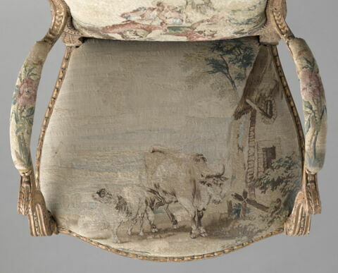 Canapé à joues, d'une suite de deux (avec OA 10506 2) et de huit fauteuils 