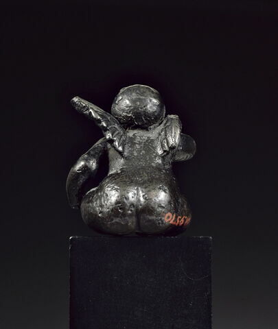 Statuette : petit amour assis, image 4/4