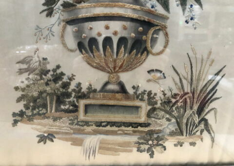 Tableau brodé : un vase de fleurs, image 4/9