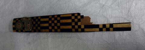 Manche à tête de dragon et touche de Hardanger, image 3/3