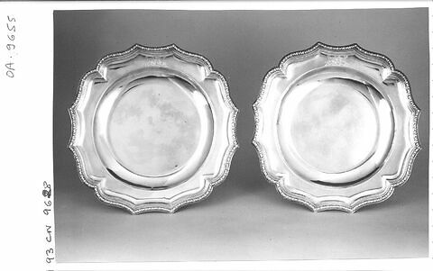 Plat rond d'une paire