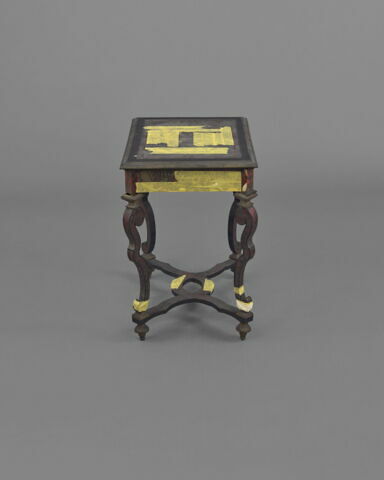 Table, image 4/8