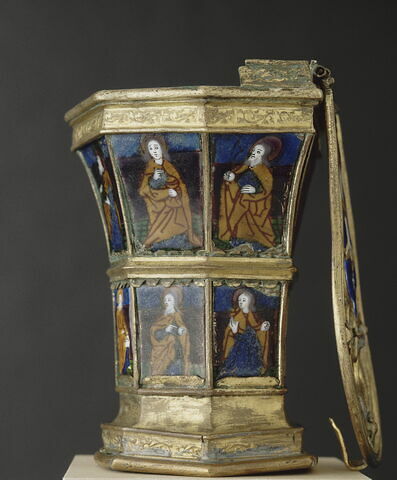 Seau à eau bénite, bénitier à six facettes : Saints et Crucifixion, image 4/6