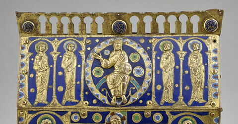 Châsse : Crucifixion entre deux apôtres ; Christ en majesté parmi quatre apôtres, image 6/8