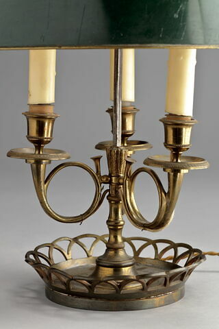 Lampe bouillotte à trois lumières, image 2/5