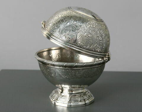 Boule à savon (formant une paire avec OA 9642), image 11/11