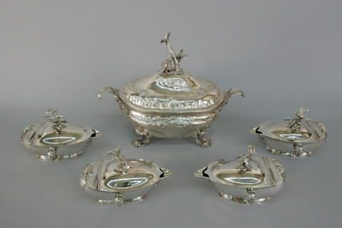 Saucière, d'un ensemble de quatre, image 13/13