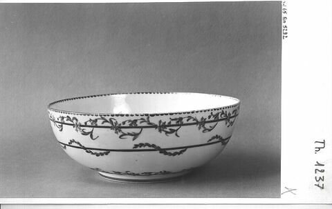 Jatte du service du Gobelet du Roi à 