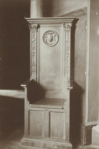 Chaire à haut dossier et coffre d'entrejambe, image 9/9