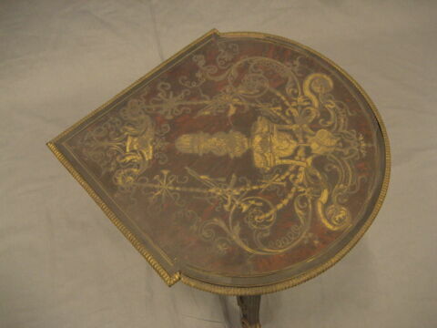Table en encoignure, d'une paire, image 7/11