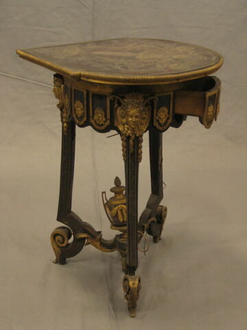 Table en encoignure, d'une paire, image 9/11