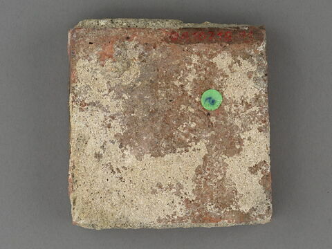 Carreau de pavement bicolore, d'un ensemble de trois (OA 10218 9 à 11), image 2/2