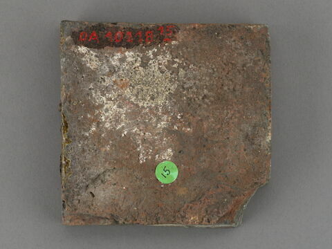 Carreau de pavement bicolore, d'un ensemble de deux (OA 10218 15 à 16), image 2/2
