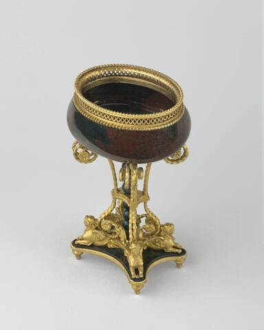 Coupe, image 3/4