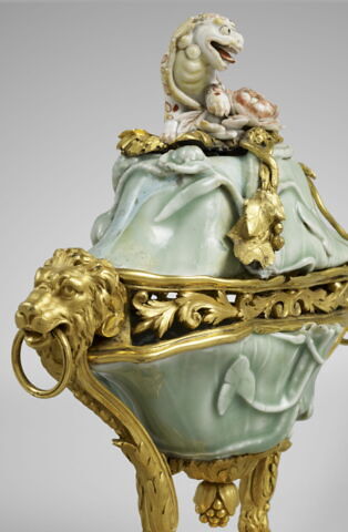 Cassolette à couvercle, d'une paire (avec OA 3894), image 6/10