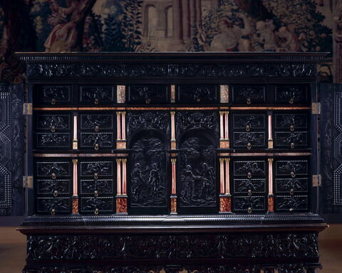 Cabinet sur piètement, image 7/15