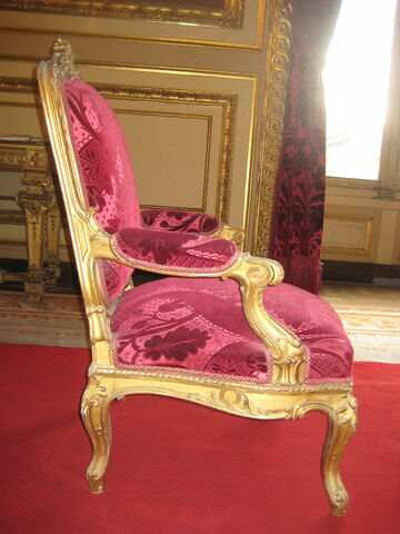 Fauteuil de style Louis XV., image 2/2