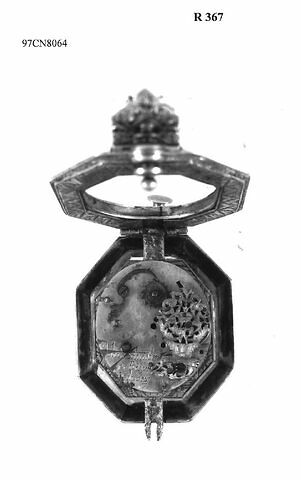 Montre octogonale, image 2/4